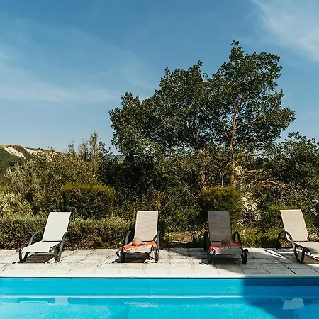 Levandah Villa *
